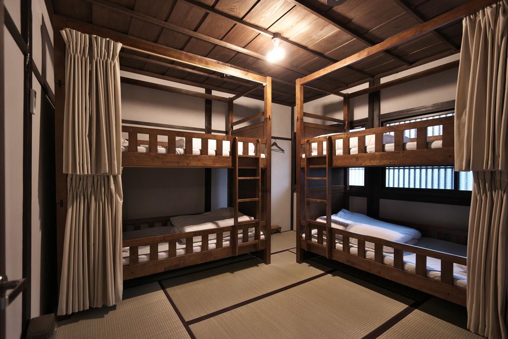 Kanazawa Guest House East Mountain Экстерьер фото