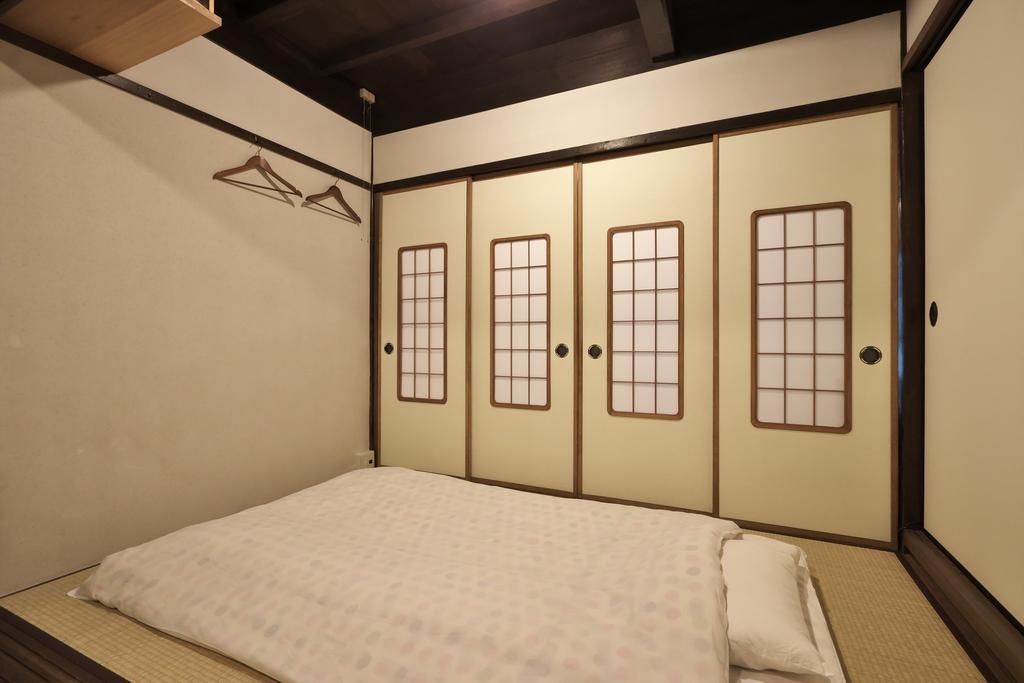 Kanazawa Guest House East Mountain Экстерьер фото